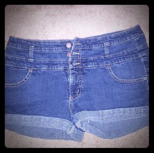 Jean short